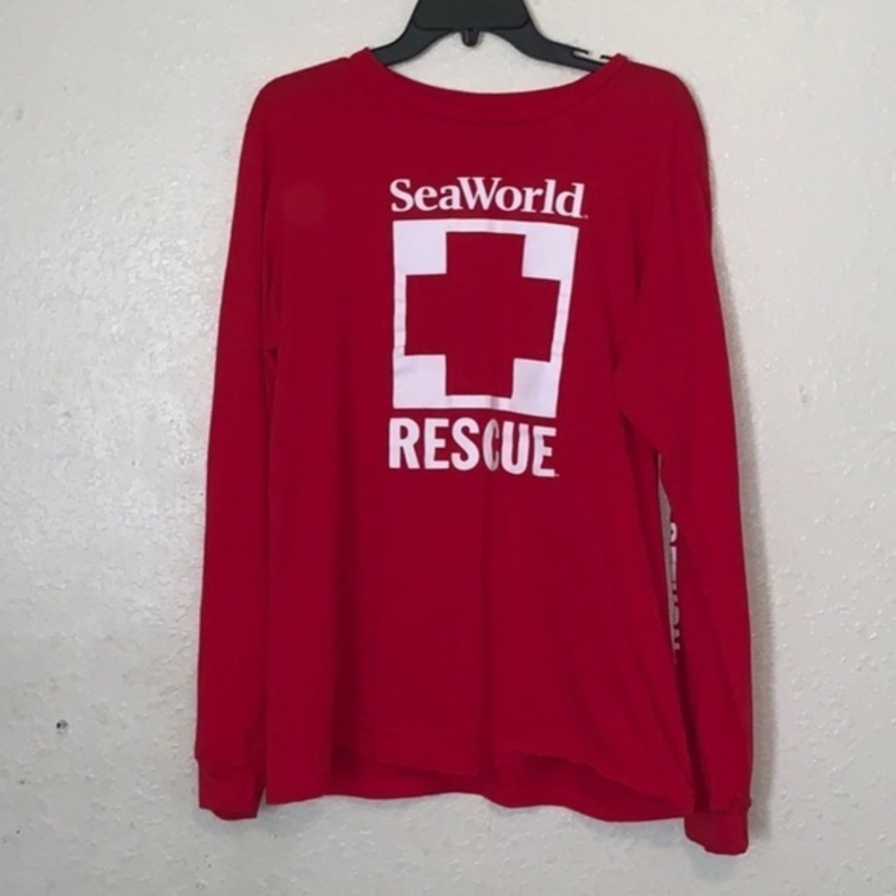 UNISEX Sea World Rescue Red Long Sleeve